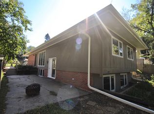 835 S 50th St, Lincoln, NE 68510