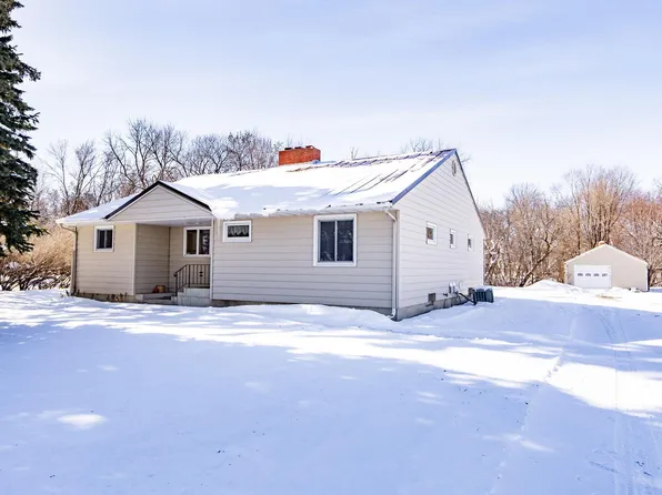 1550 Sheyenne St, West Fargo, ND 58078