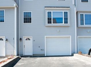 10 Taft St #10, Northbridge, MA 01534