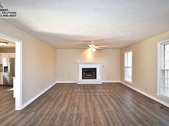 2nd image of 400 Paddle Wheel Ln