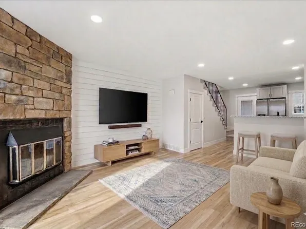 9800 W Cornell Place, Lakewood, CO 80227
