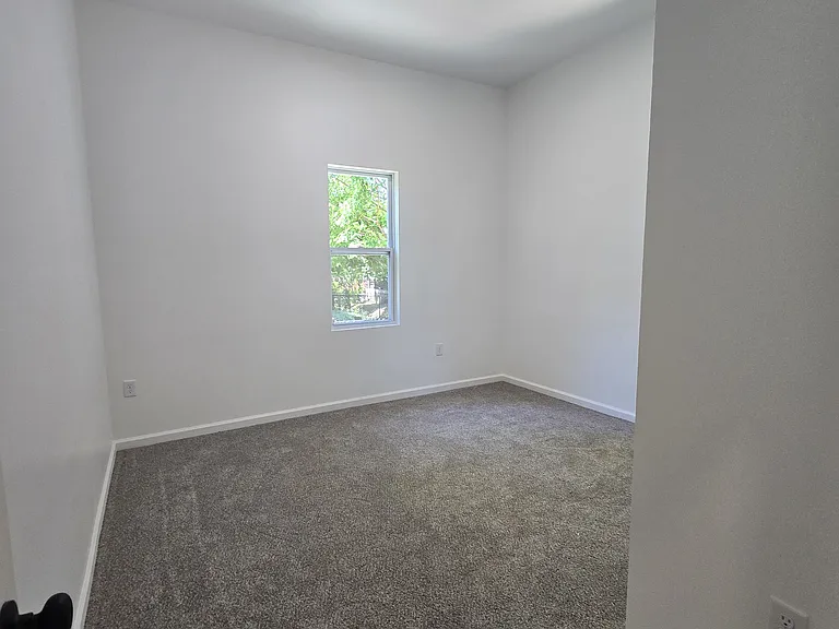 514 Lincoln Way E #3 — Photo 10