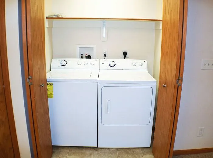 510 Pond View Dr #301 — Photo 10