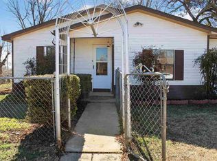 208 W Oliver St, Fletcher, OK 73541