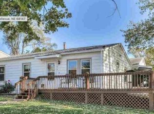 7639 S 41st St, Bellevue, NE 68147
