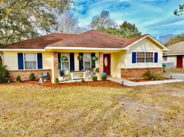 2625 Beachview Dr, Ocean Springs, MS 39564