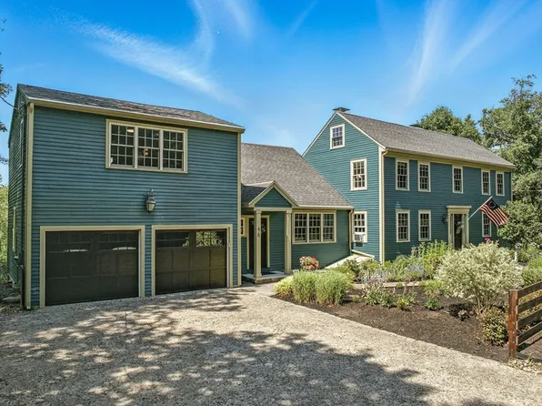 46 Foster St, North Andover, MA 01845