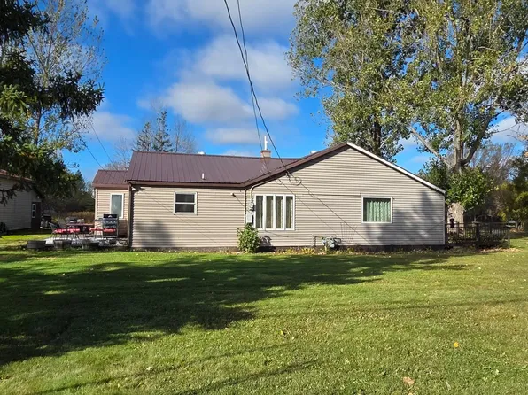 4051 Highway 11, International Falls, MN 56649