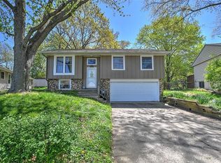 3888 N Northbrook Dr, Decatur, IL 62526