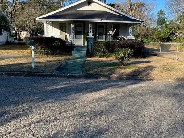 1169 Fountain St, Dothan, AL 36303