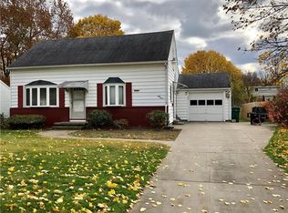 53 Menard Dr, Rochester, NY 14616