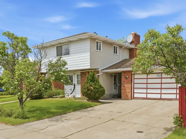 2169 78th St NW, Edmonton, AB T6K 2E4