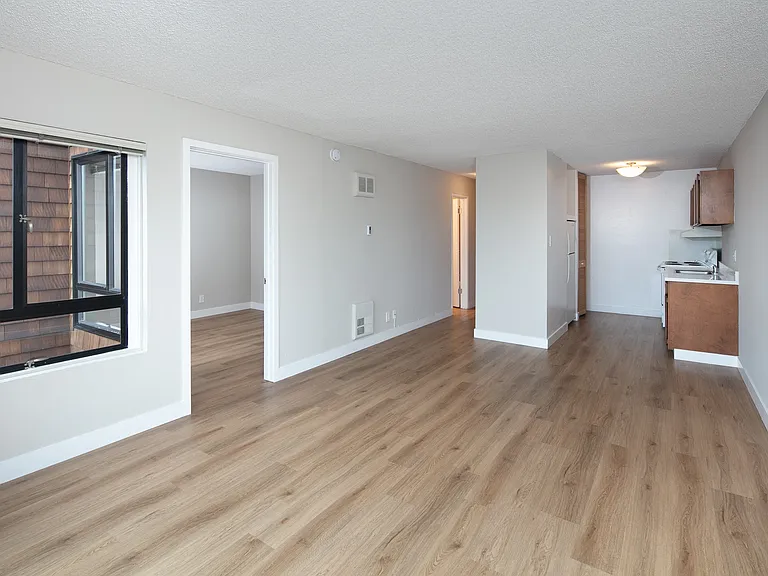 Marina Cove Apartments — Photo 27