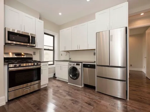 1012 Avenue K image 1 of 4