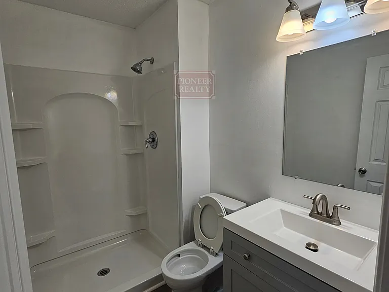1827 Ivystone Dr — Photo 24