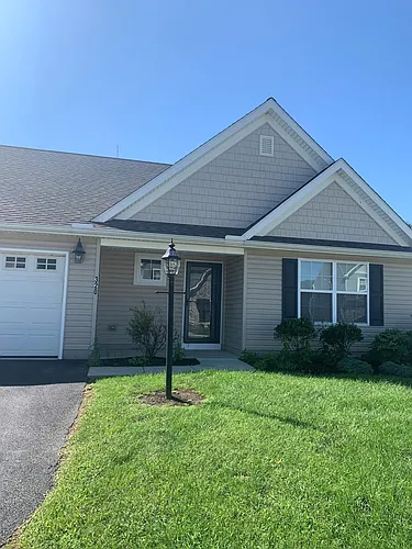 320 Azalea Dr Photo 1
