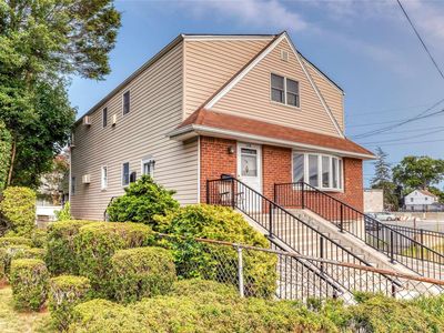 118 Covert Avenue, New Hyde Park, NY, 11040