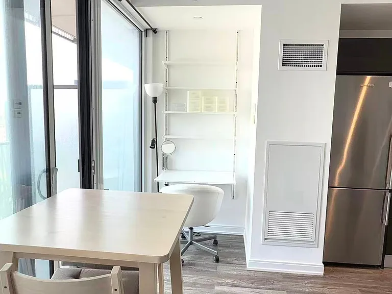 42 Charles St E #1908 — Photo 27