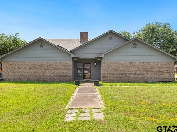 520 Ridgeway Ln, Chandler, TX 75758