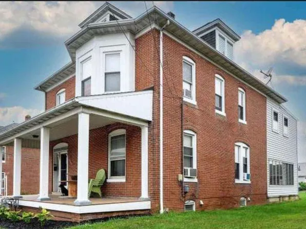 1000 York St, Hanover, PA 17331