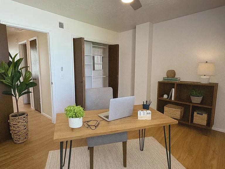 Summer Garden Townhomes — Photo 13