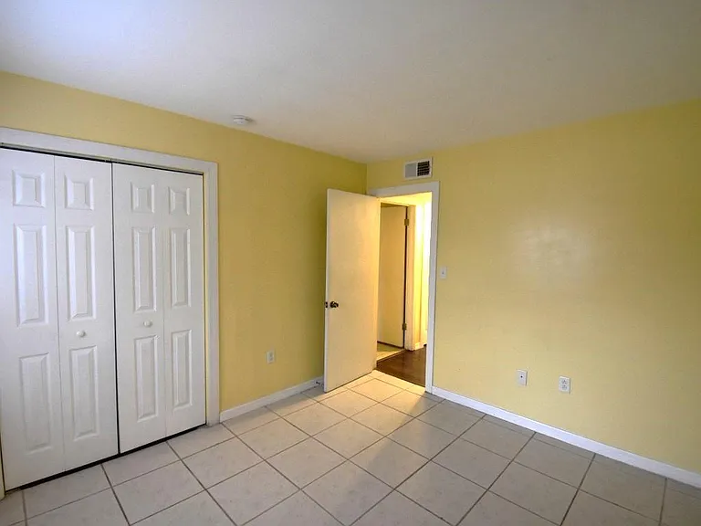 1406 Holden Ave #A10 — Photo 17