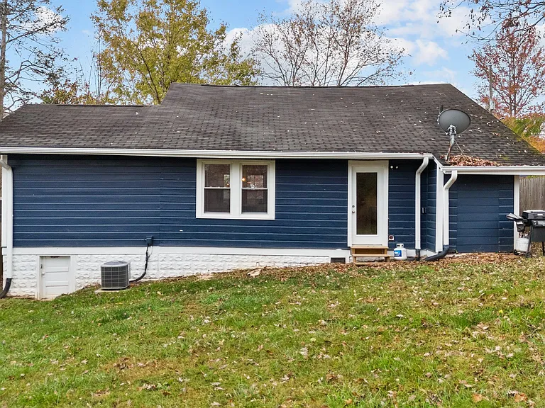 436 Fairview Rd — Photo 34