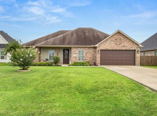 1465 Cameron Ct, Lake Charles, LA 70611