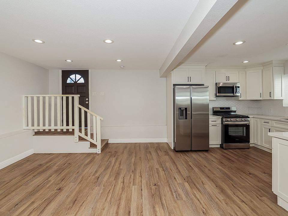 3-photo-Living-Room-