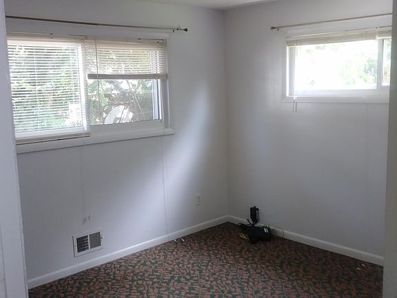4th image of 922 19th St S