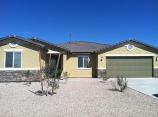 725 S Courts Redford Dr, Vail, AZ 85641