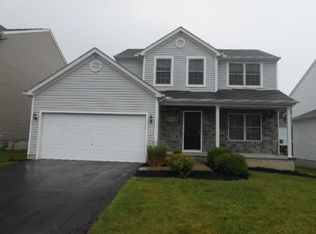 6939 Granite Falls Dr, Blacklick, OH 43004
