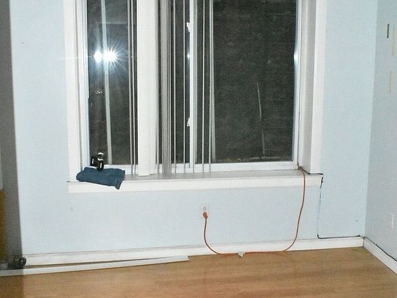5th image of 208 E 95th St APT 3