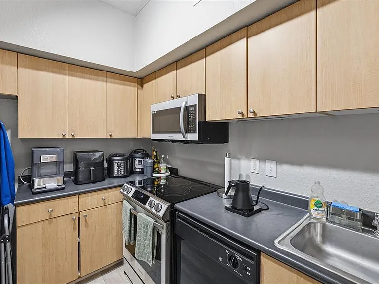 520 S Armenia Ave #1239A — Photo 7