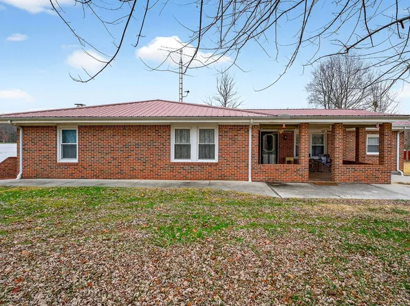 850 Wesley Chapel Rd, Sparta, TN 38583