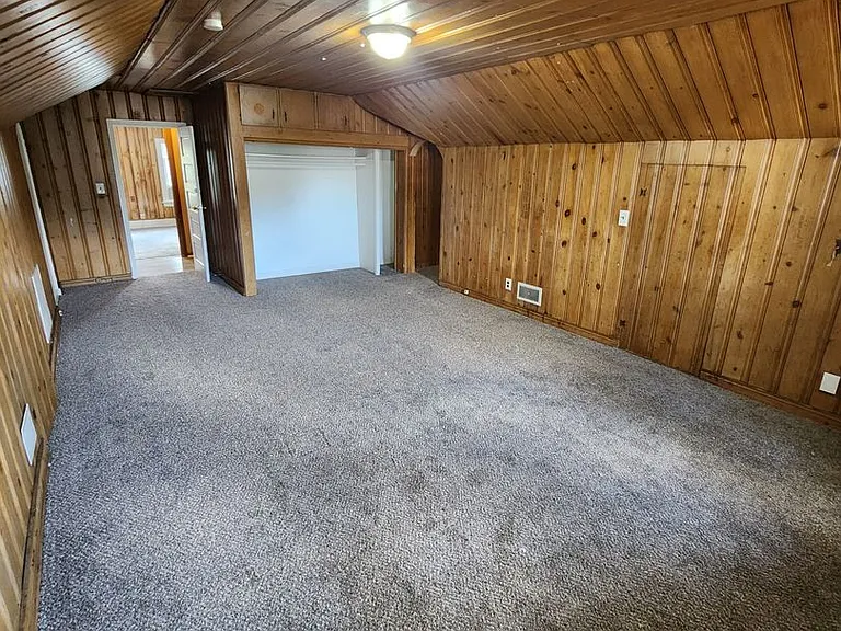 6010 Florence Blvd — Photo 33