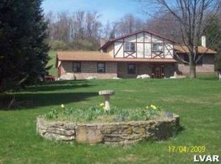 6336 Cutoff Rd, Slatington, PA 18080