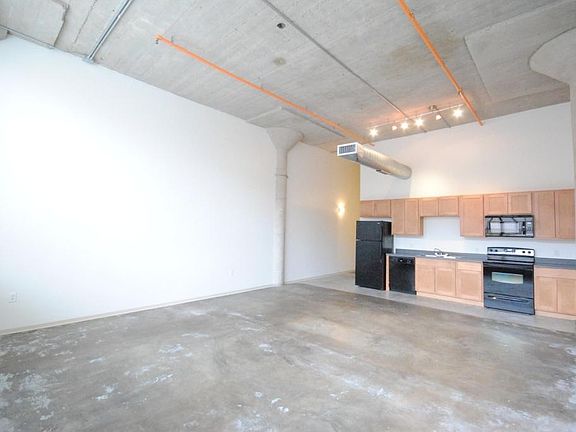 3rd image of 1818 Washington Ave APT 110