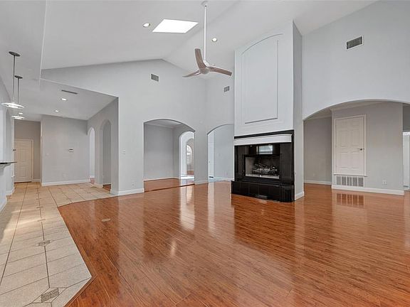 5th image of 7314 Woodsprings Dr