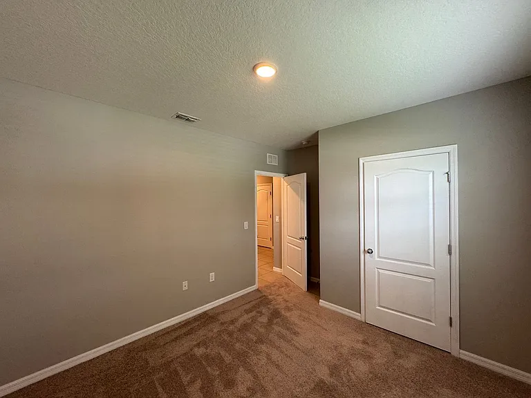4117 Sophia Blvd — Photo 11