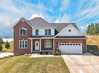 3026 Waters Edge Dr, Morristown, TN 37814