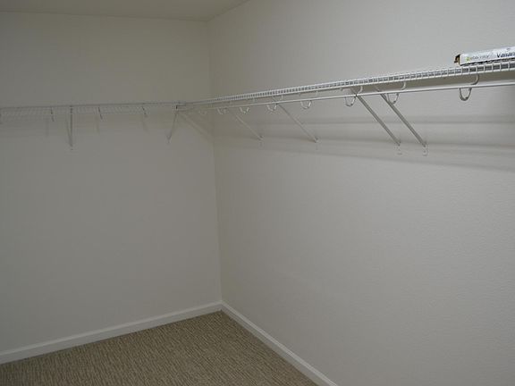 3rd image of 800 N 8th St Unit 227