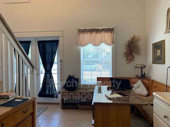 5th image of 412 W Gadsden St