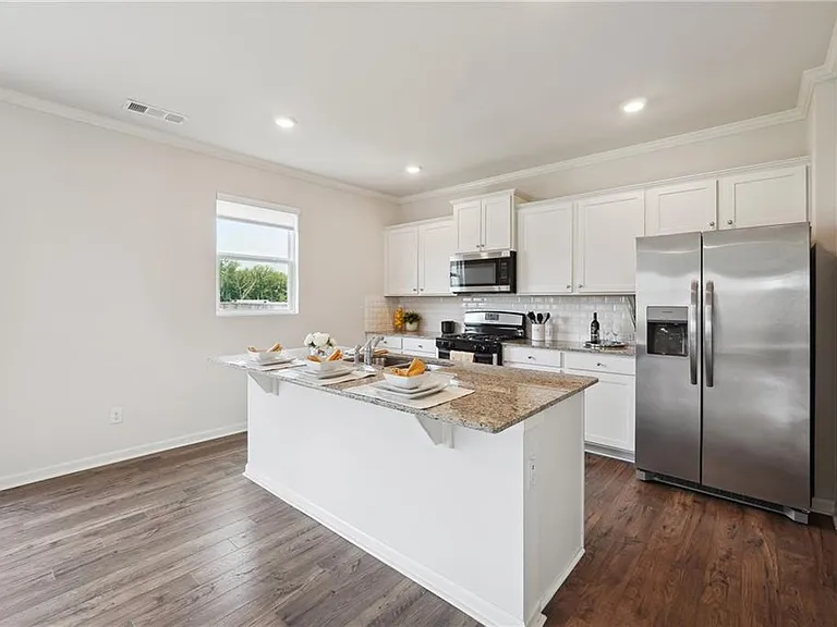 100 Fernbrook Trl — Photo 5