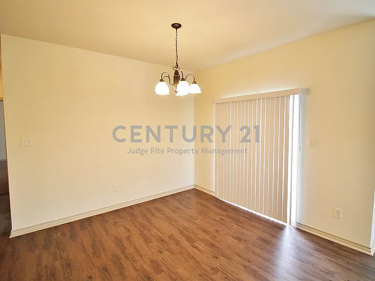 112 Bridle Ct — Photo 7