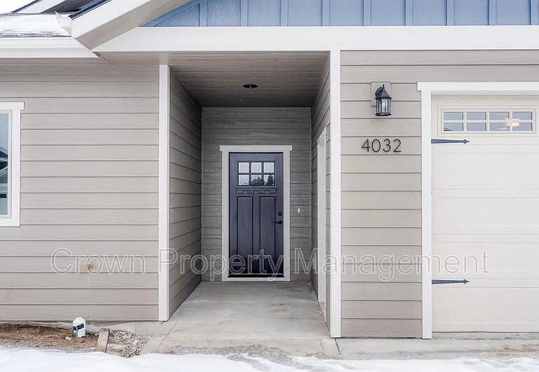 4032 Snowberry Ave — Photo 6