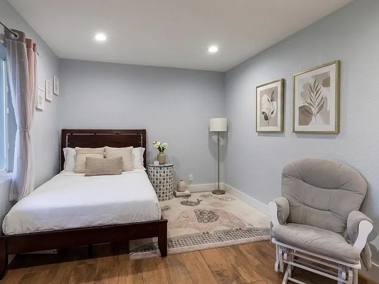 16100 NE 9th Ct — Photo 12