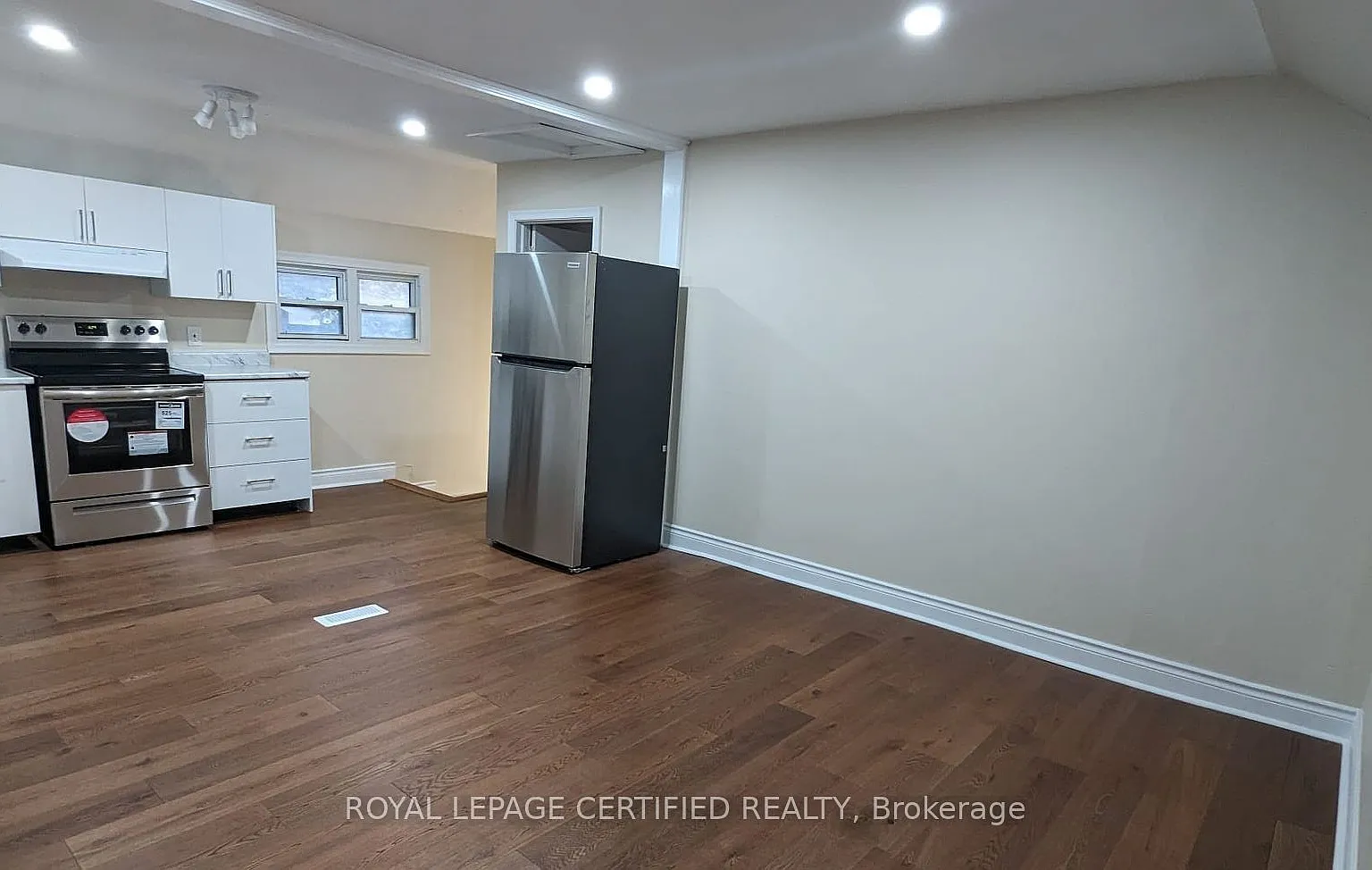3 bed, $2,750 — Photo 1