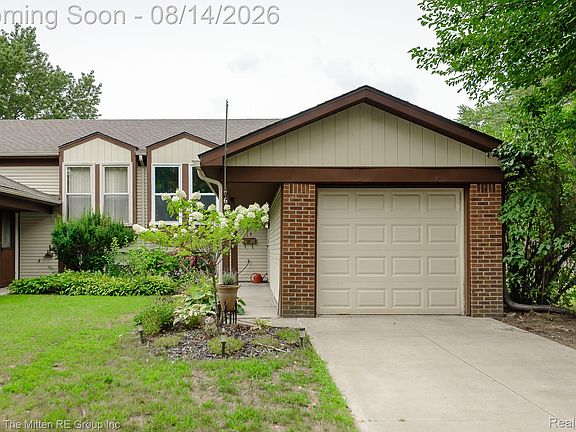 2nd image of 6757 Ardsley Dr