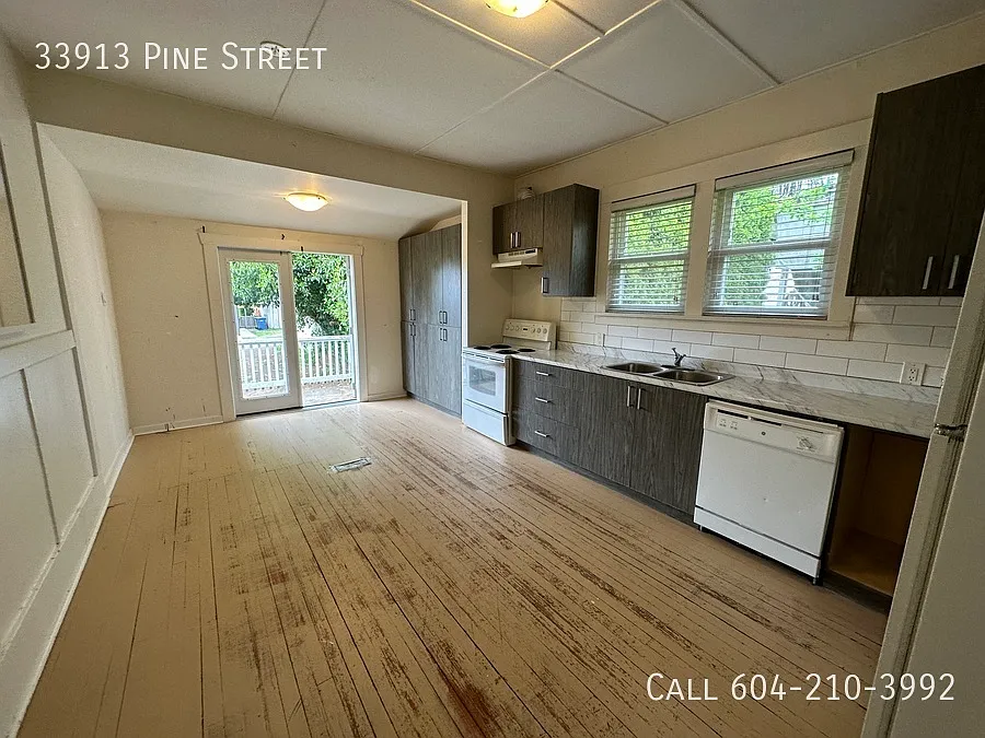 Rustic Charm with Detached Garage — Photo 3